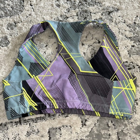 Laser sports bra • BBB - Picture 3 of 3